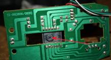Desain dan prinsip pengoperasian mouse optik Sensor debu dari mouse optik